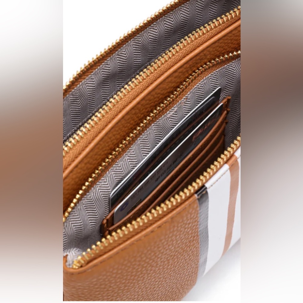 NWOT HAUTE SHORE Bag - Picture 6 of 10